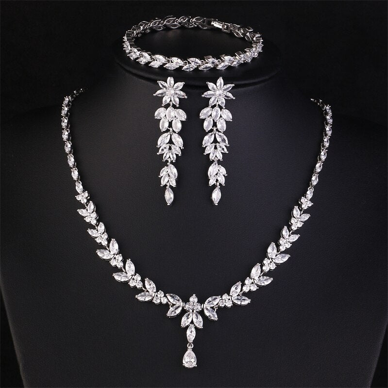 Luxury Brilliant Zirconia Leaf Necklace Earrings Rings Bracelets Set for Women CZ Drop Bridal Wedding Jewelry Sets